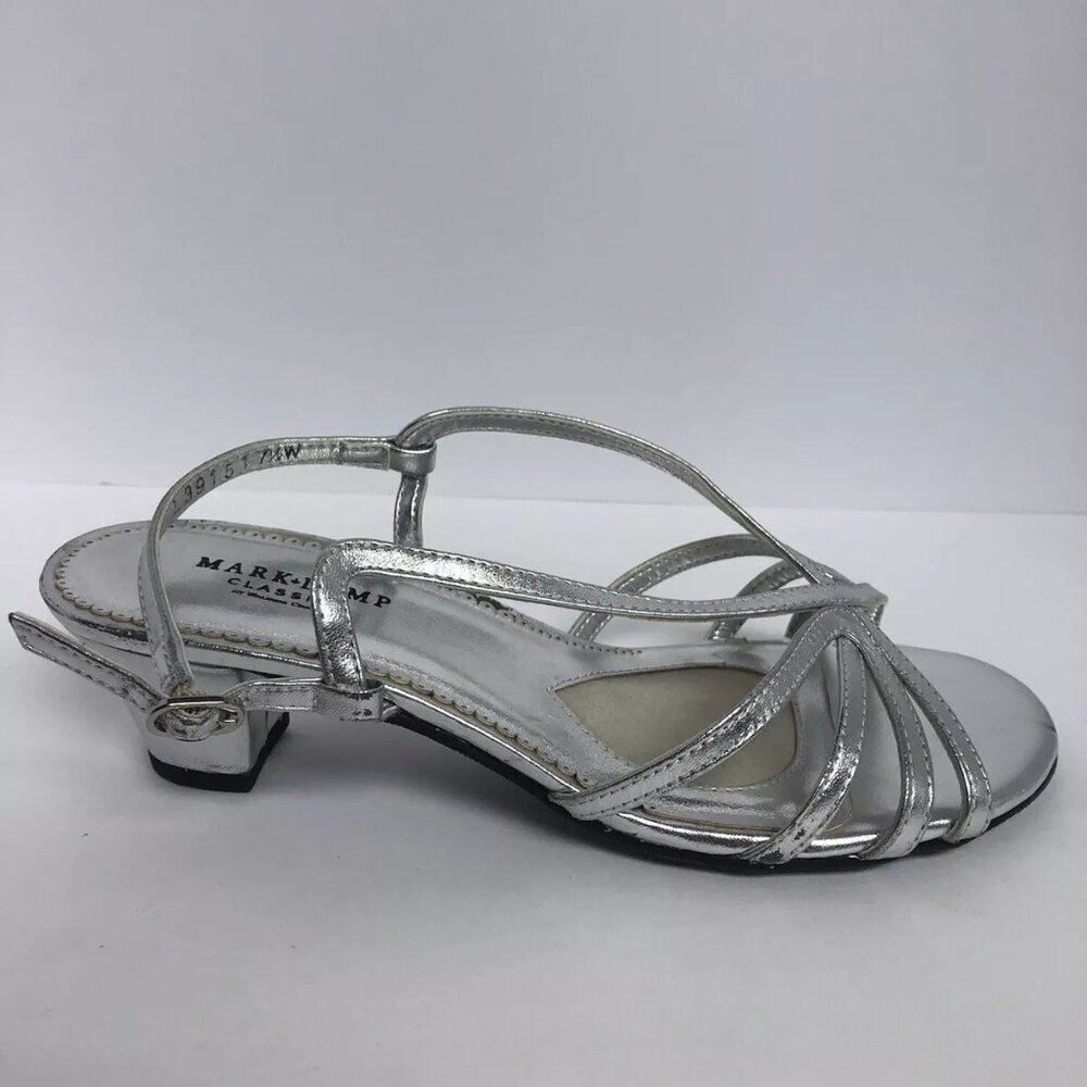 Walking Cradles Women’s Leash, Silver Slingback Sandals, Size 7.5W